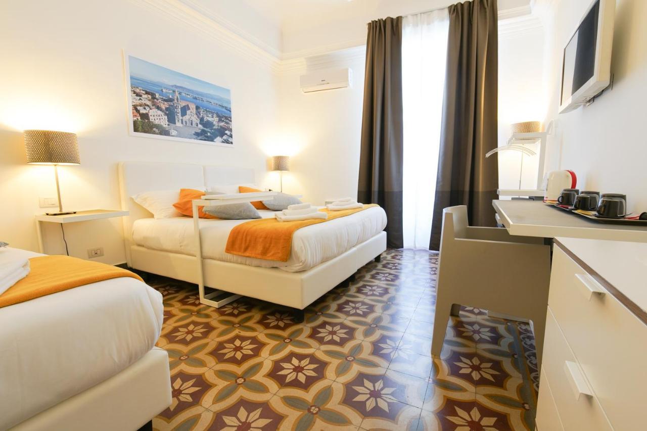 Le Stanze Di Piazza Cairoli Hotel Messina Exterior photo